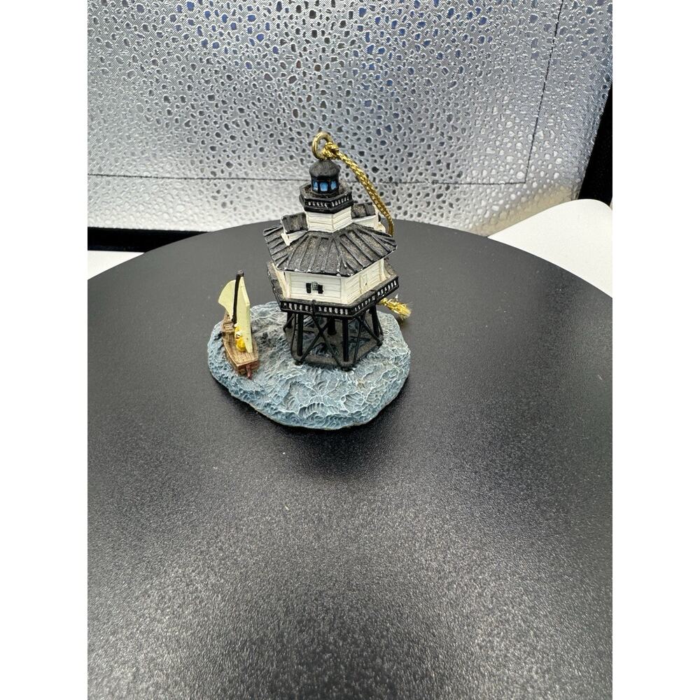Harbour Lights Middle Bay Alabama Ornament 1998 Lighthouse Sailboat - Picture 4 of 6